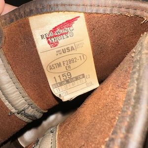 Red wing boots in good condition (used)